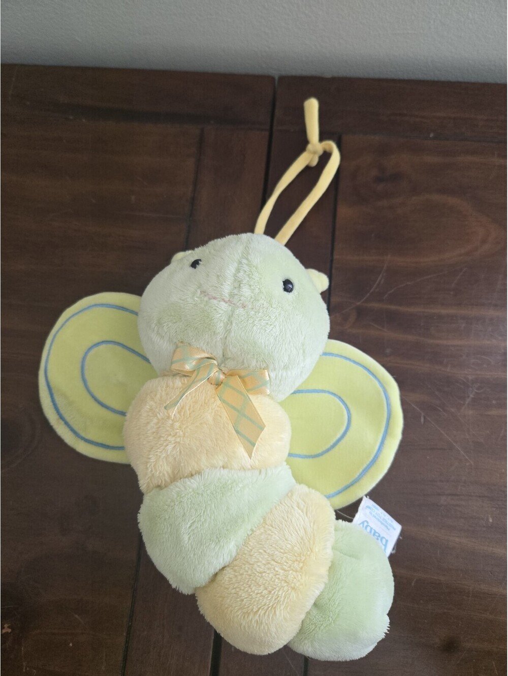 Carter’s Prestige Butterfly Plush Baby Musical Crib Pull Toy Green Yellow Pastel